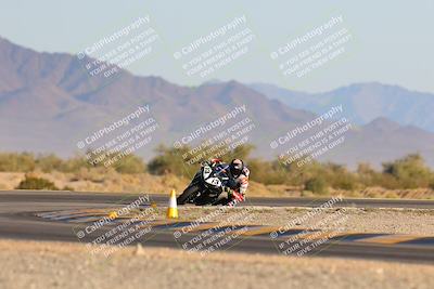 media/Dec-09-2023-SoCal Trackdays (Sat) [[76a8ac2686]]/Turn 15 Set 2 (245pm)/